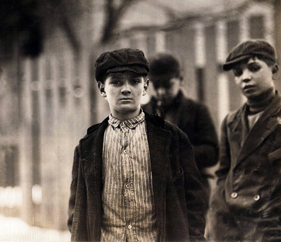Alfre Benoit 11 year old mil worker - New Bedford, Ma. www.whalingCity.net
