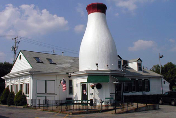 Frates Bottle Restaurant - Ice Cream -  www.WhalingCity.net
